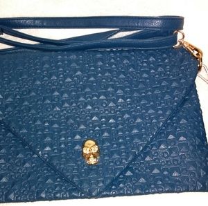 Skull clutch bag